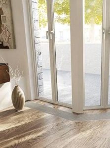 Какие радиаторы (батареи) лучше - конвекторы внутрипольные 2